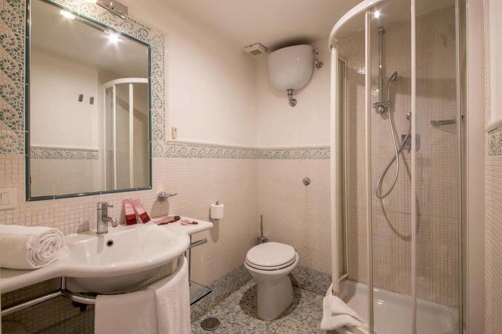 Suite Artis Barberini Rome Exterior photo